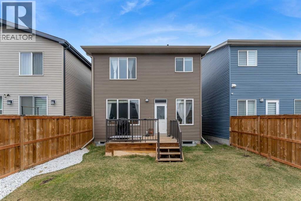 341 Walcrest View SE — photo 37
