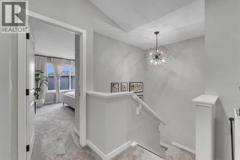341 Walcrest View SE — photo 17