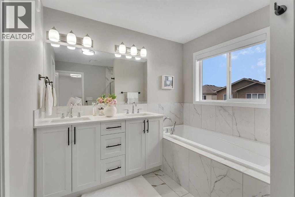 341 Walcrest View SE — photo 21