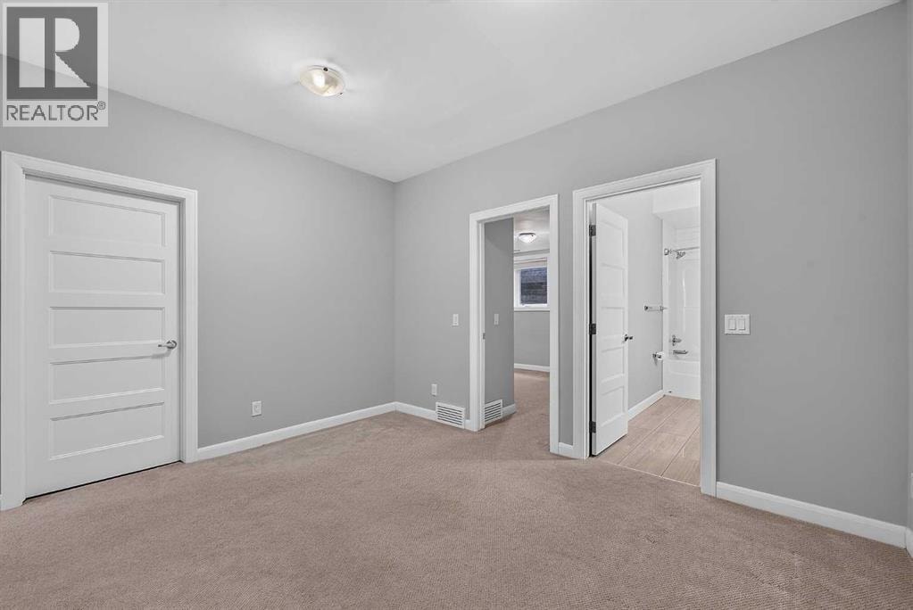 2, 530 56 Avenue SW — photo 32