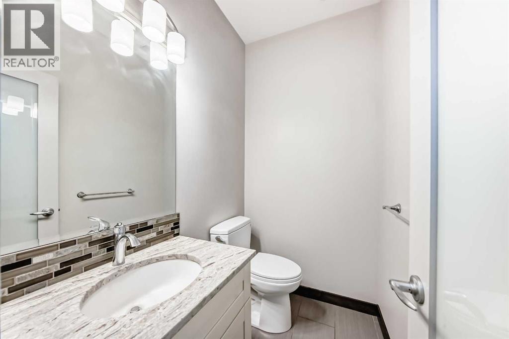 3825 1 Street NE — photo 10