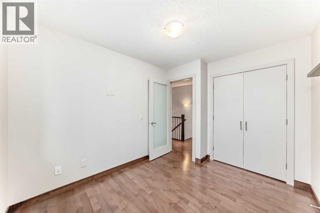 3825 1 Street NE — photo 16