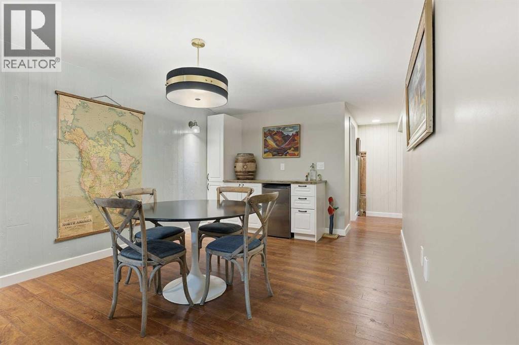 8343 48 Avenue NW — photo 33