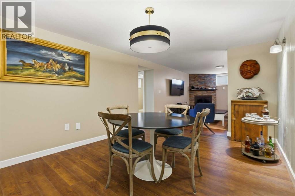 8343 48 Avenue NW — photo 38