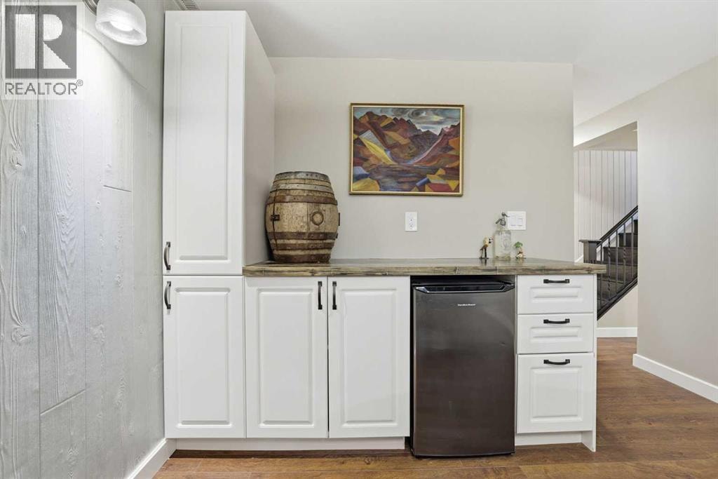 8343 48 Avenue NW — photo 39
