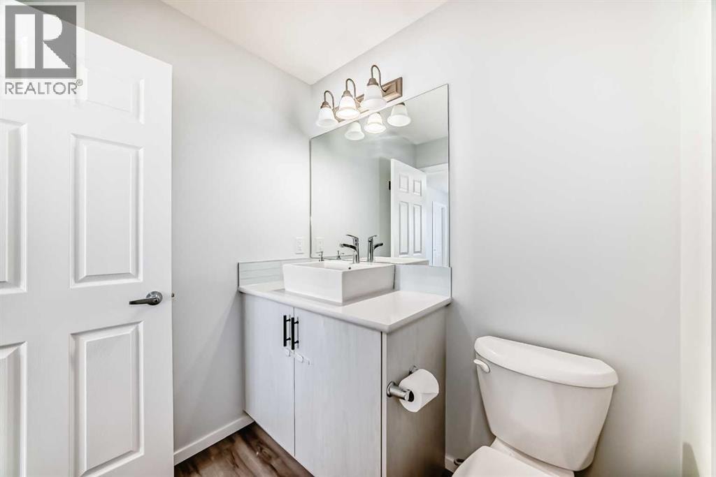 181 Yorkville Boulevard SW — photo 24