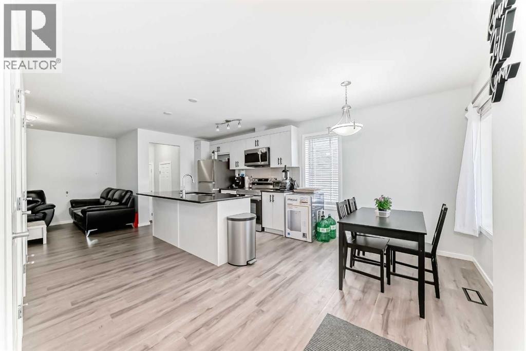 181 Yorkville Boulevard SW — photo 4