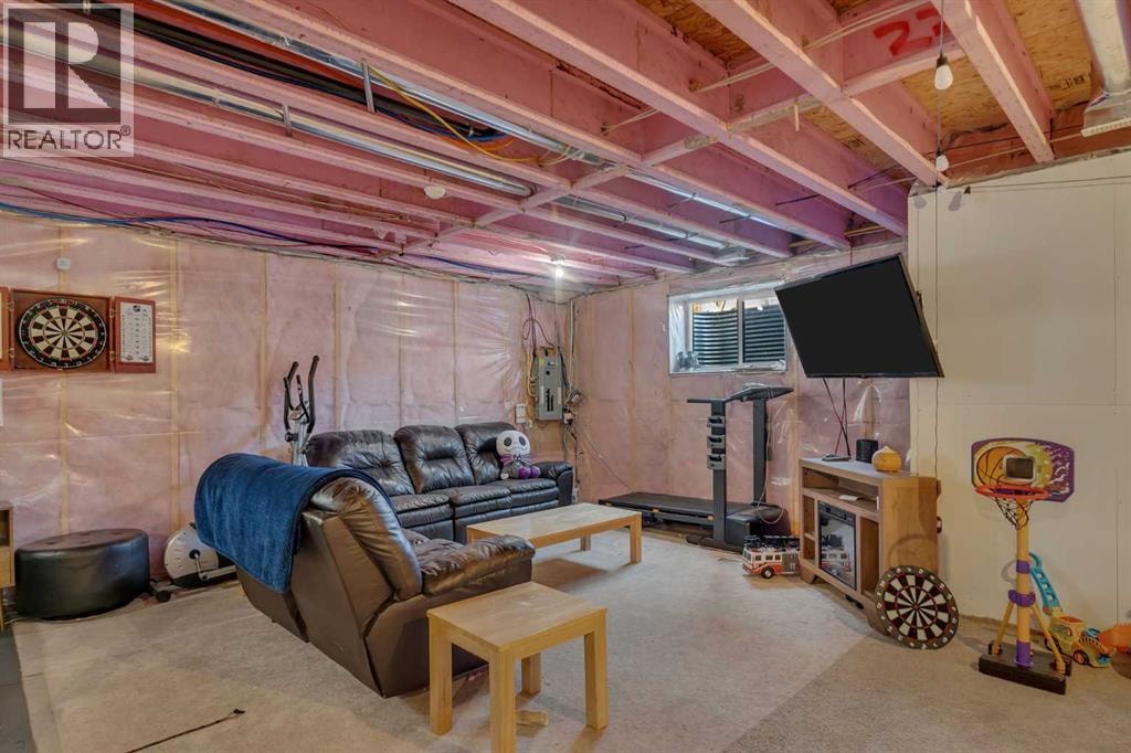 60 Baywater Court — photo 32