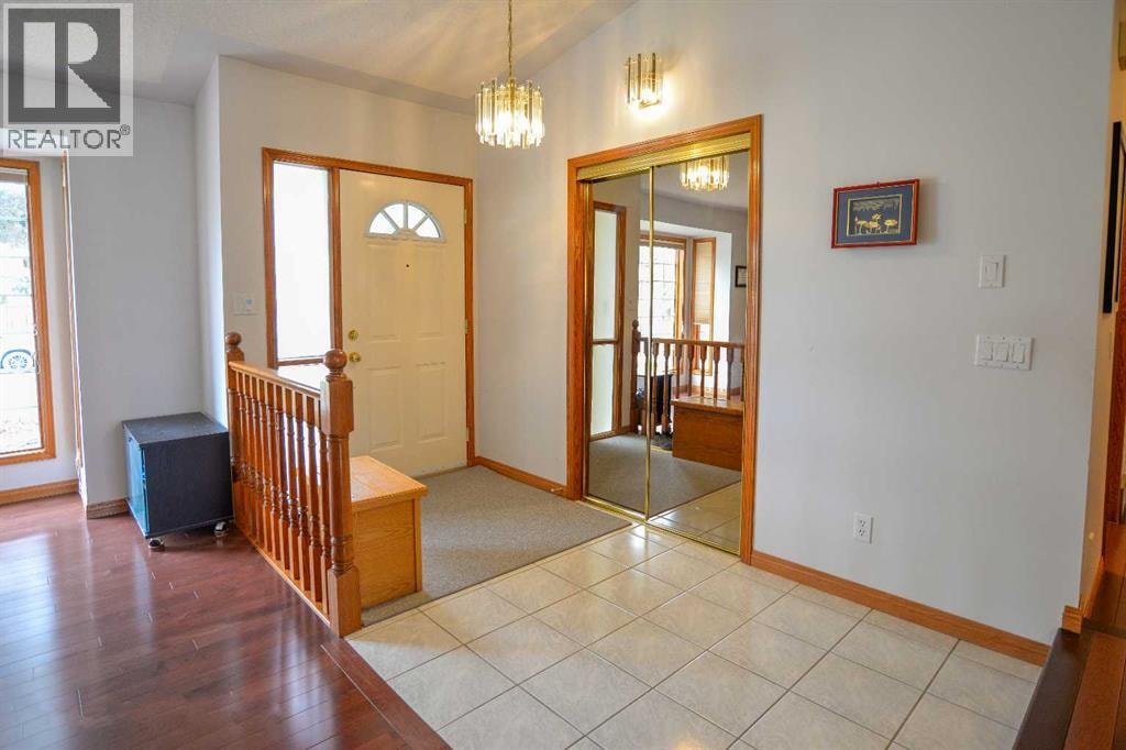 393 Hawktree Circle NW — photo 4