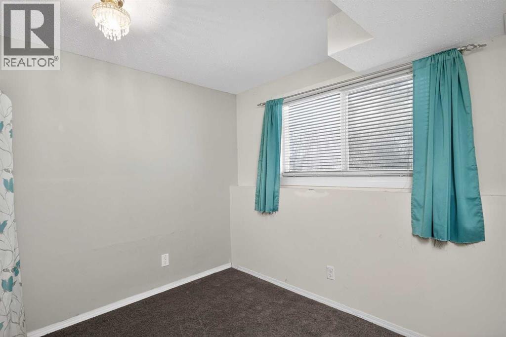 2240A 43 Street SE — photo 16