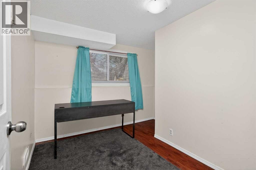 2240A 43 Street SE — photo 13