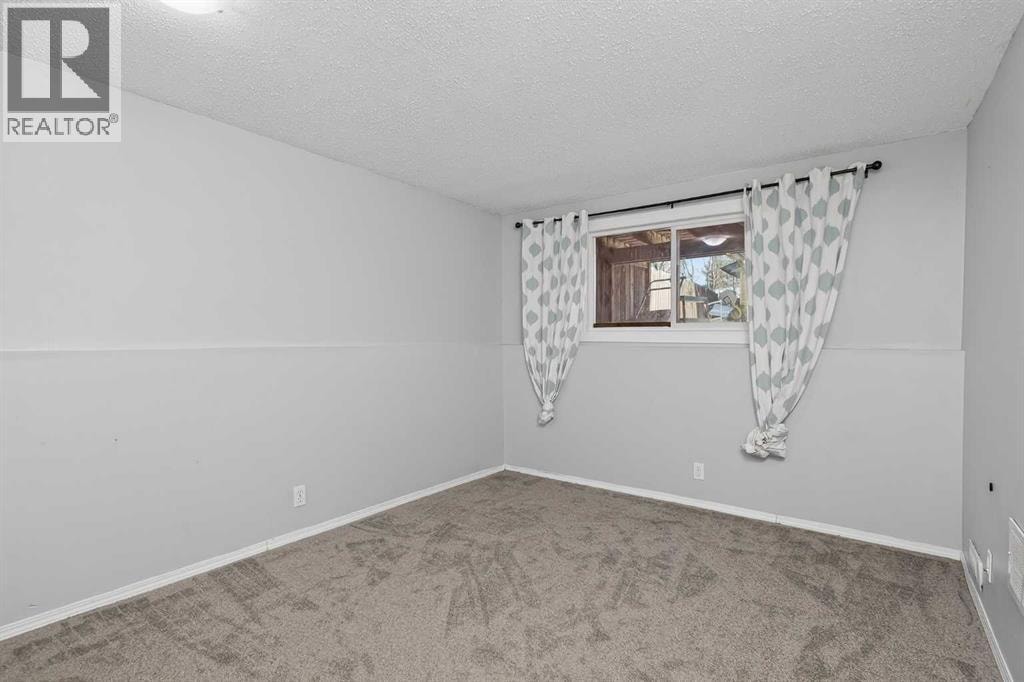 2240A 43 Street SE — photo 11