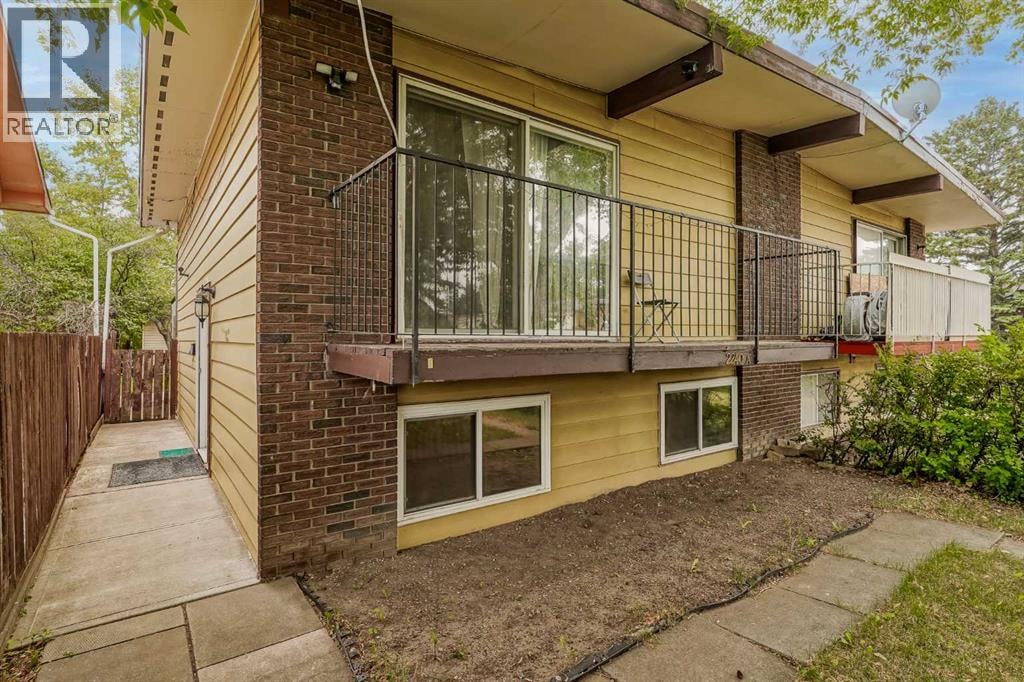 2240A 43 Street SE — photo 2