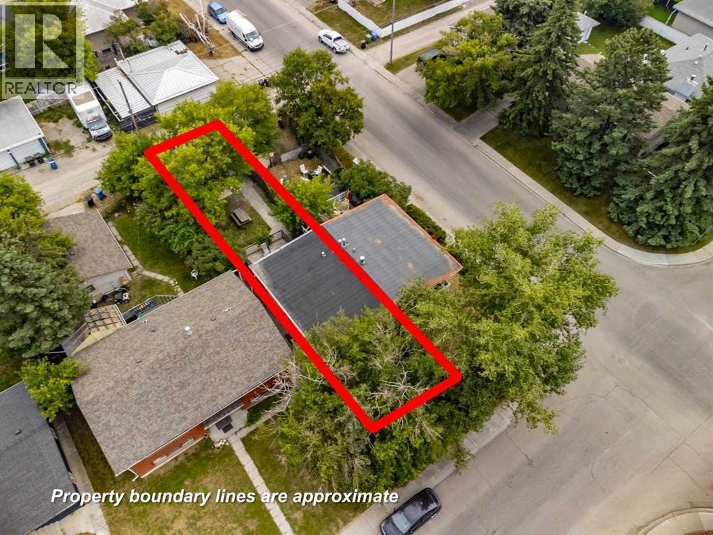 2240A 43 Street SE — photo 32