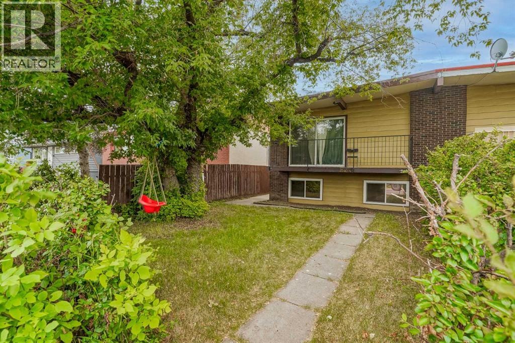 2240A 43 Street SE — photo 20