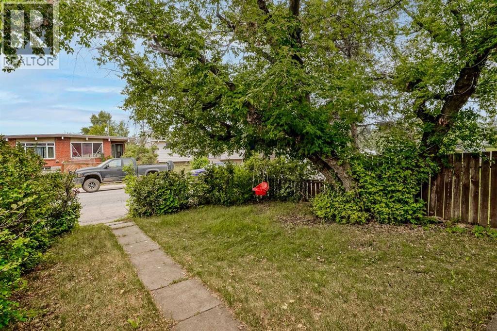 2240A 43 Street SE — photo 21