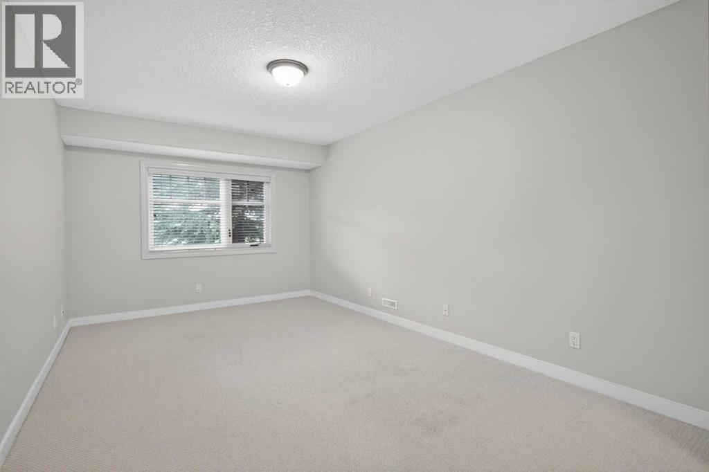 103 Bridle Estates Mews SW — photo 38