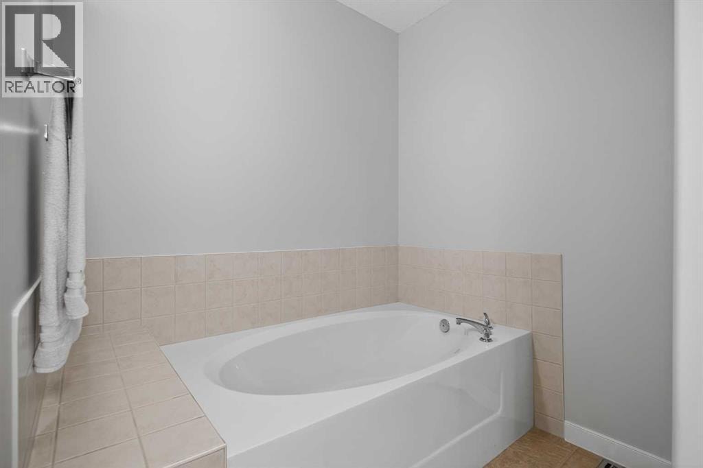 103 Bridle Estates Mews SW — photo 29