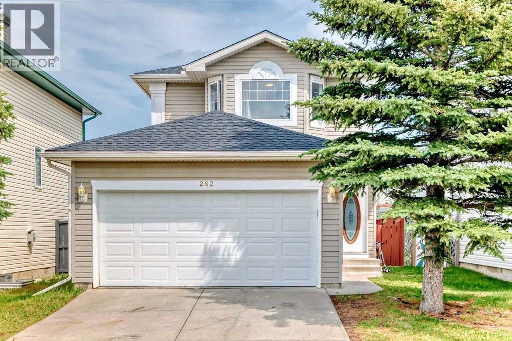 262 Covewood Park NE — photo 1