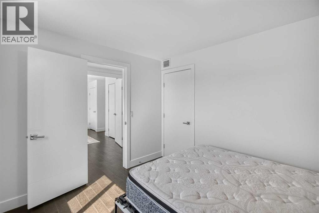 702, 1001 14 Avenue SW — photo 18