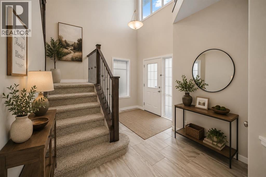 144 Cougar Ridge Manor SW — photo 4