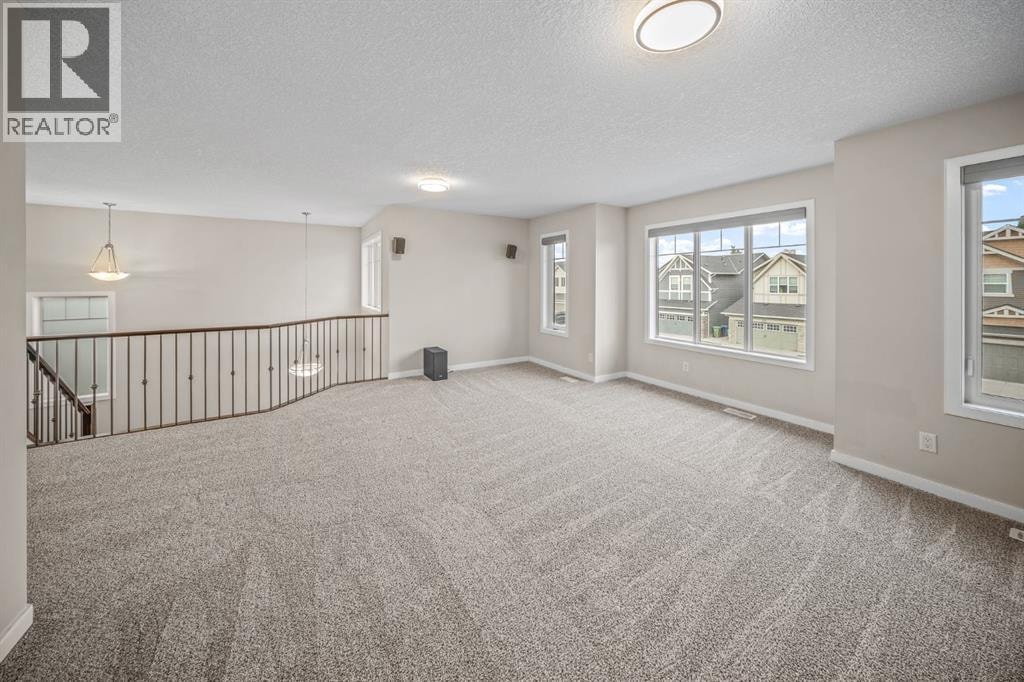 144 Cougar Ridge Manor SW — photo 23