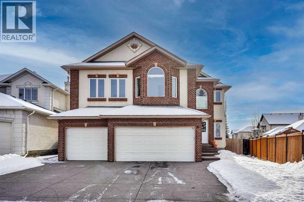 6 Strathridge Way SW — photo 2