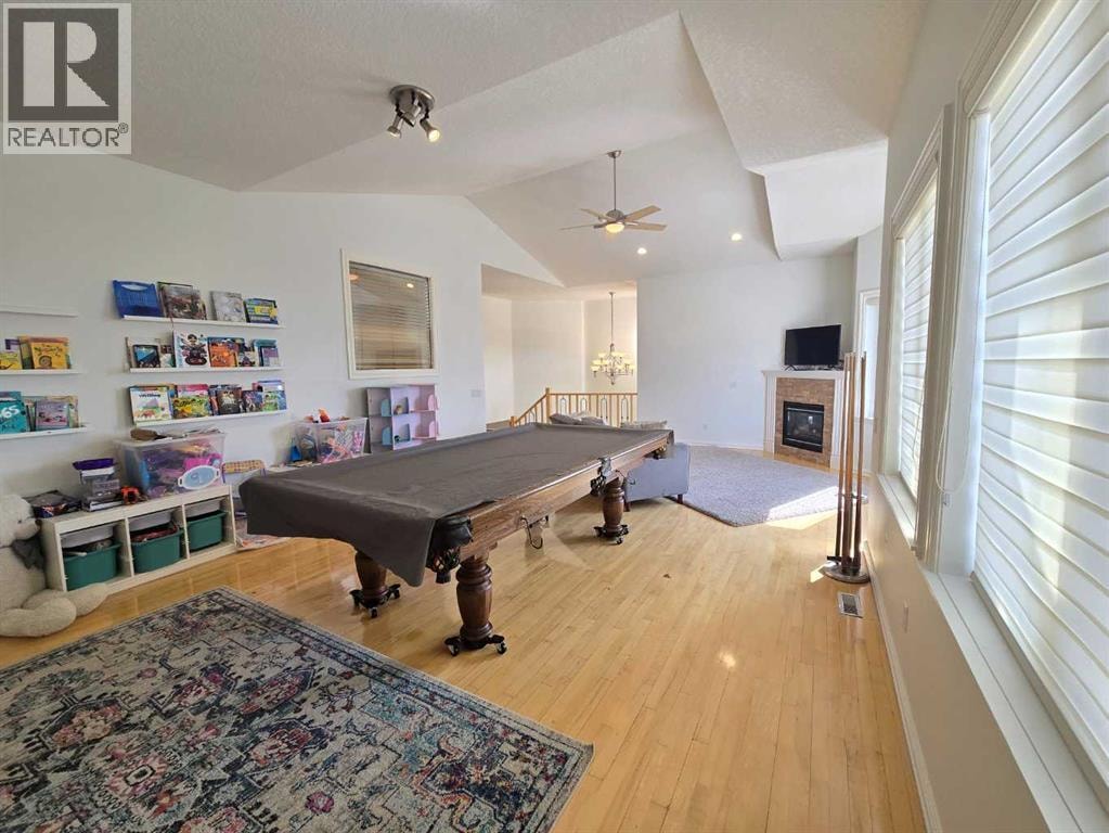 6 Strathridge Way SW — photo 27