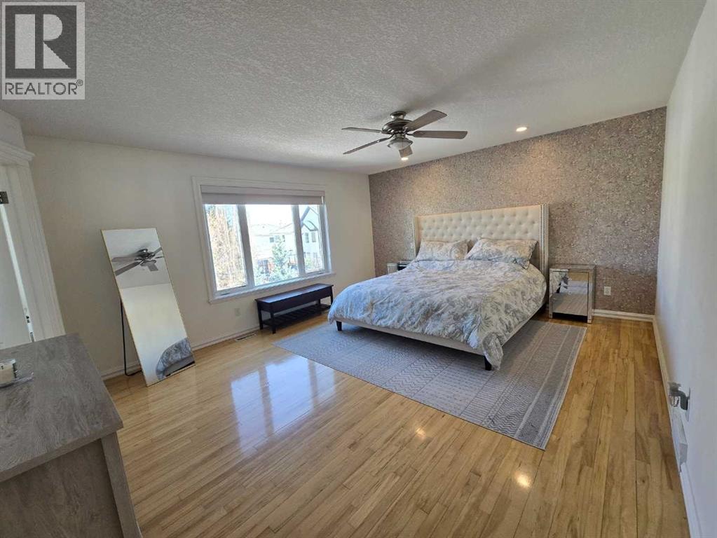 6 Strathridge Way SW — photo 29