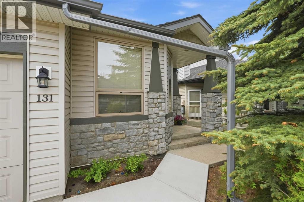 131 Springbank Terrace SW — photo 2