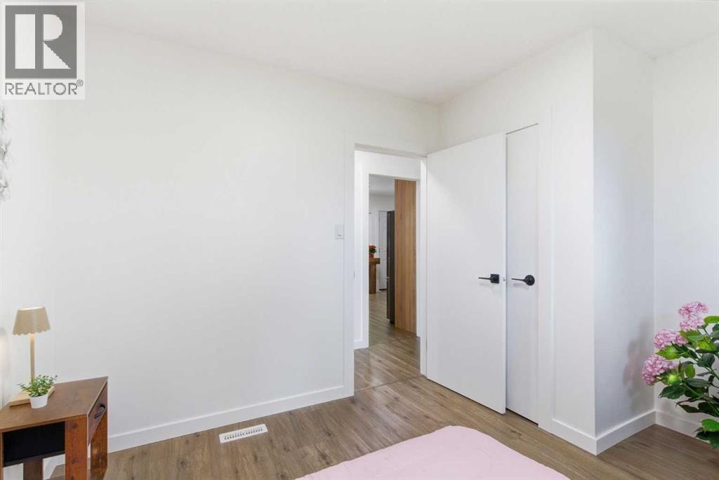 3615 1 Street NE — photo 30