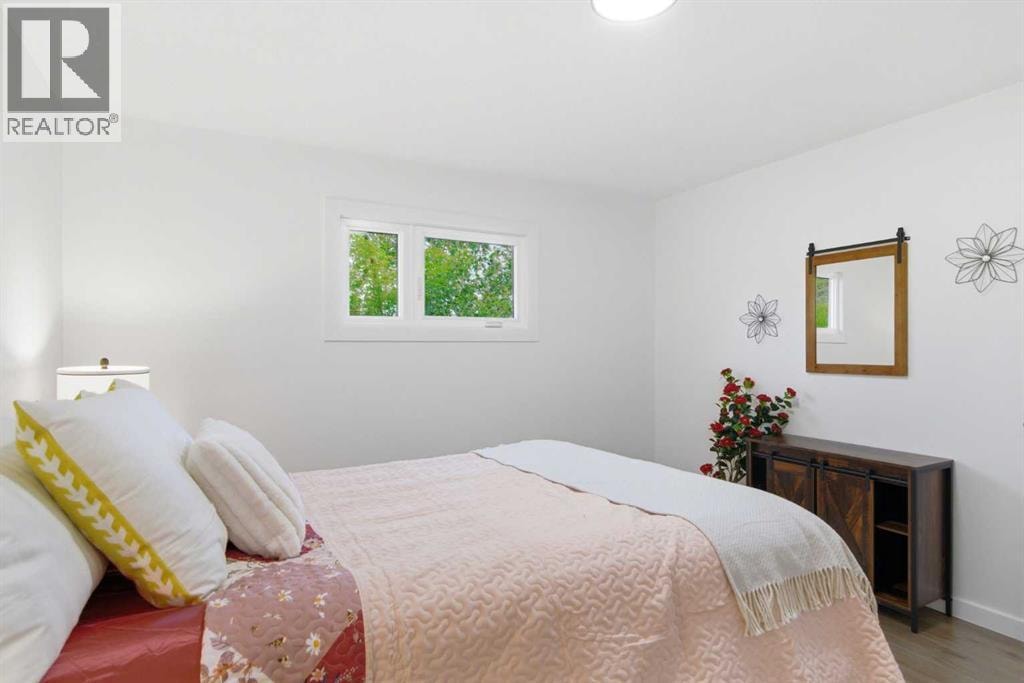 3615 1 Street NE — photo 27