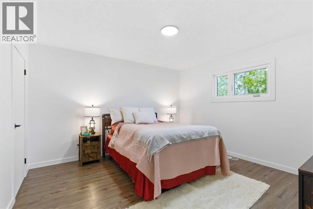 3615 1 Street NE — photo 26
