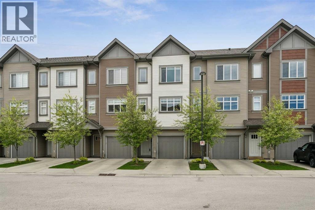 120 Copperstone Villas SE — photo 2