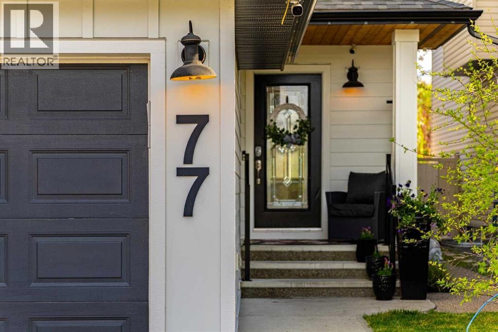 77 Everbrook Drive SW — photo 2