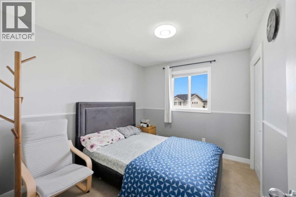 39 Panora Square NW — photo 21