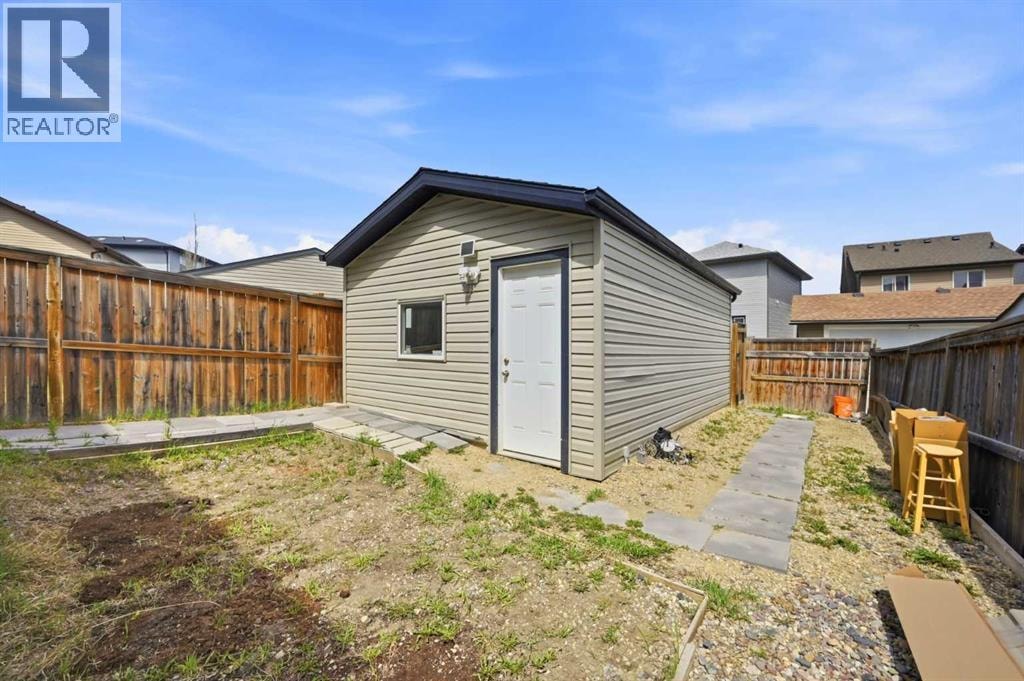 39 Panora Square NW — photo 43