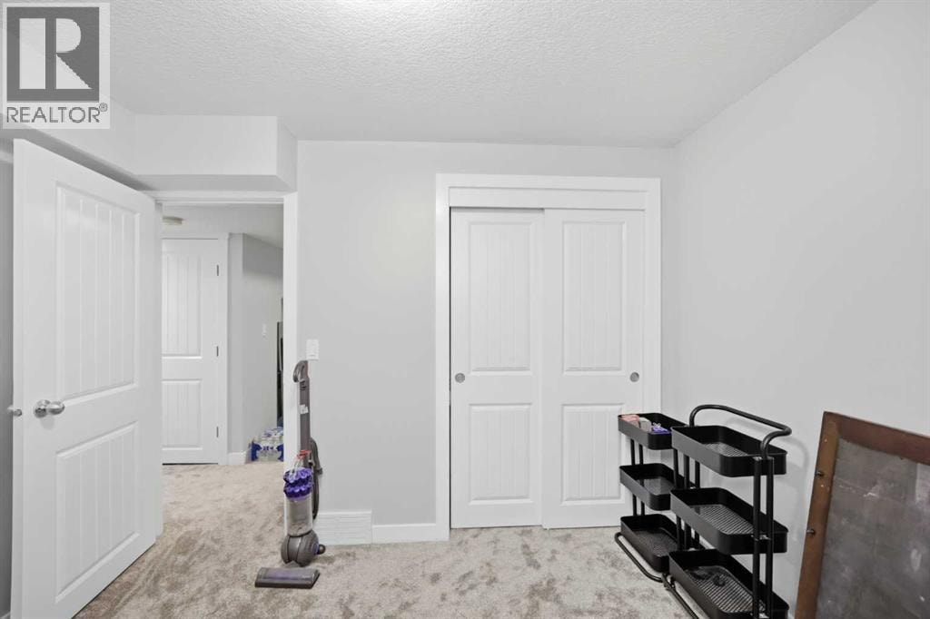 39 Panora Square NW — photo 41