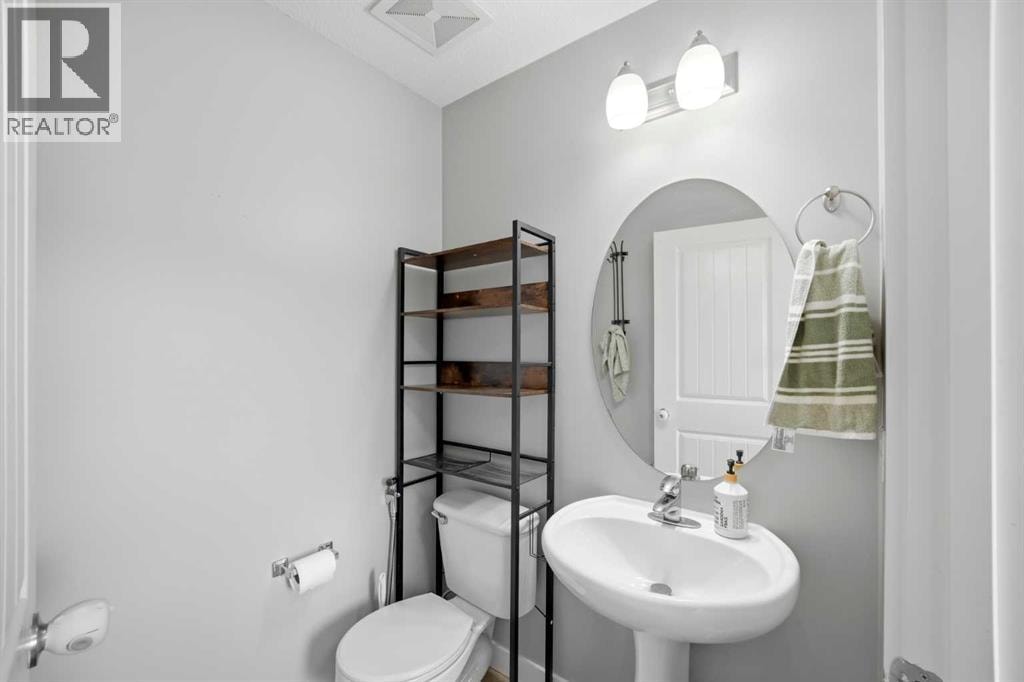 39 Panora Square NW — photo 19
