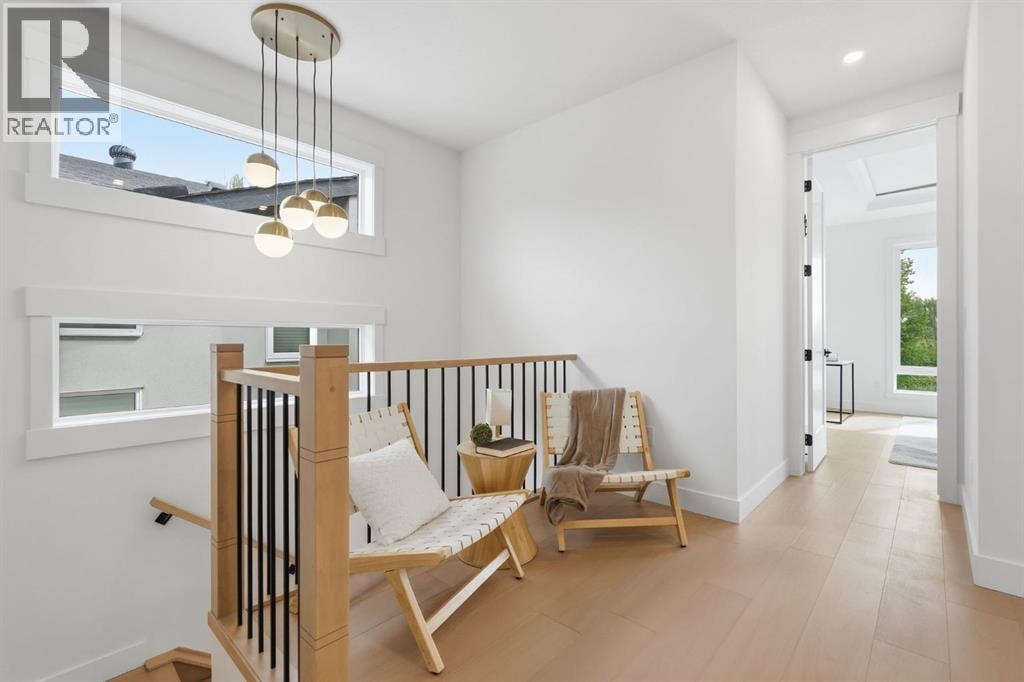 2105B 7 Street NE — photo 18