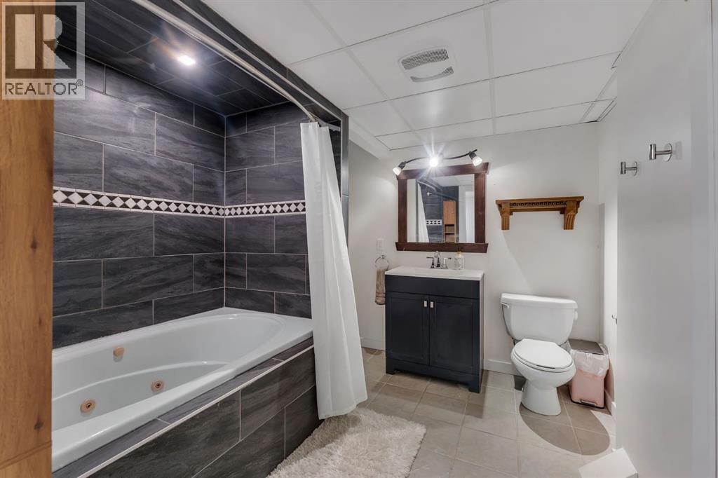 74 Eldorado Road SE — photo 21