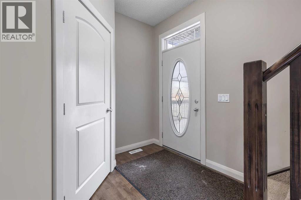 1564 Copperfield Boulevard SE — photo 4