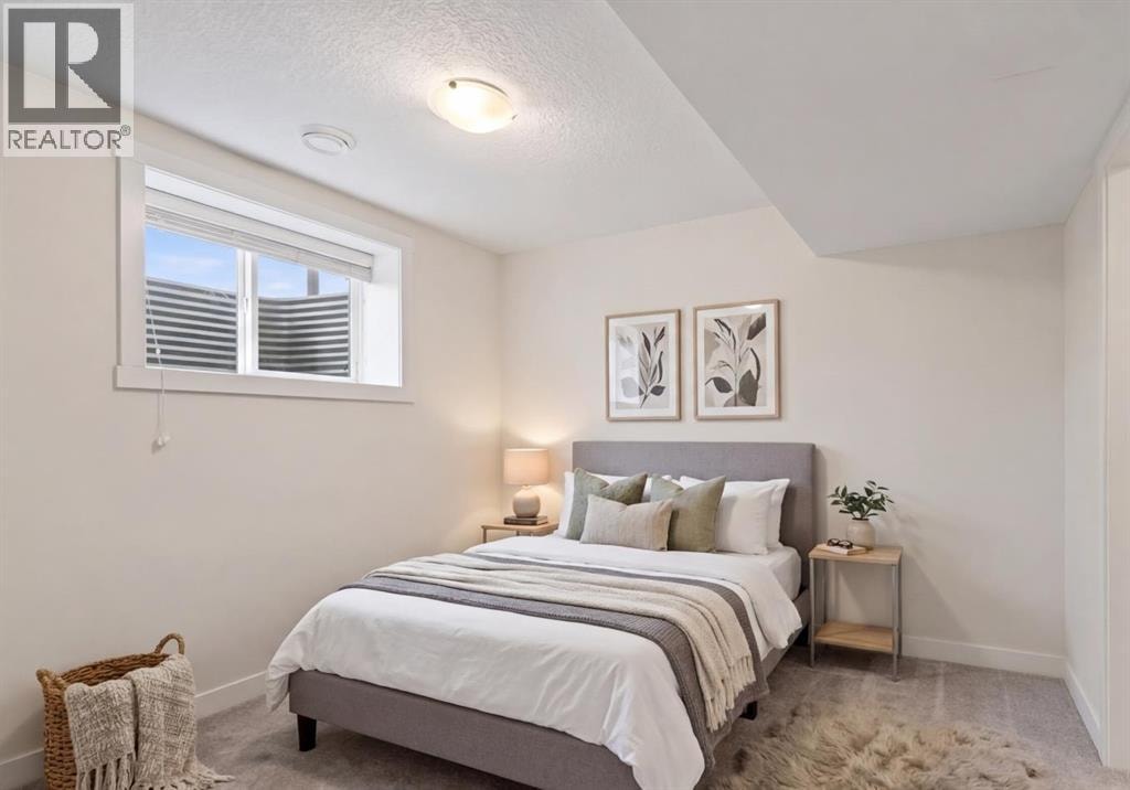 401 South Point Glen SW — photo 37