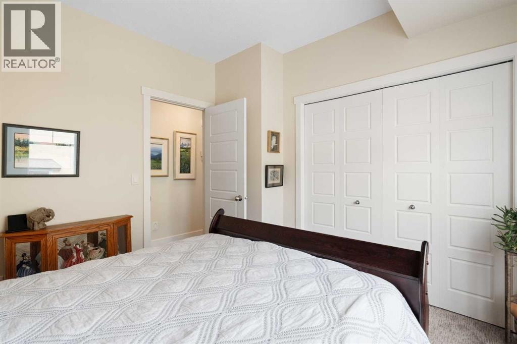 64 Cranbrook Drive SE — photo 22