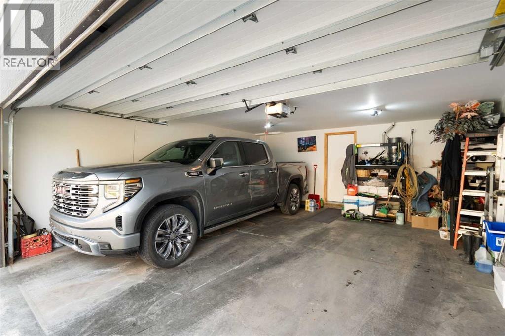 64 Cranbrook Drive SE — photo 42