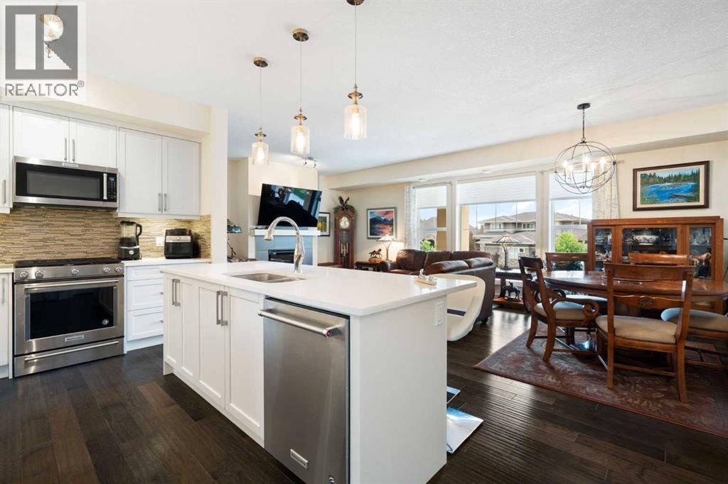 64 Cranbrook Drive SE — photo 7