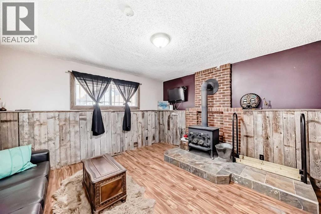 52 Beacham Road NW — photo 17