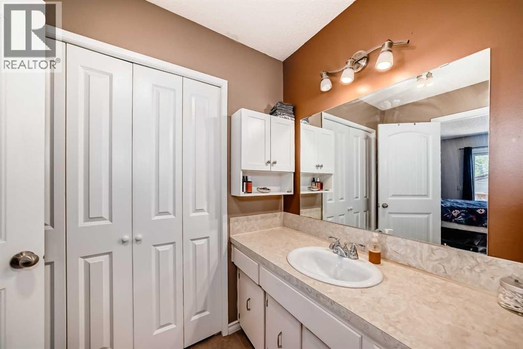 52 Beacham Road NW — photo 13