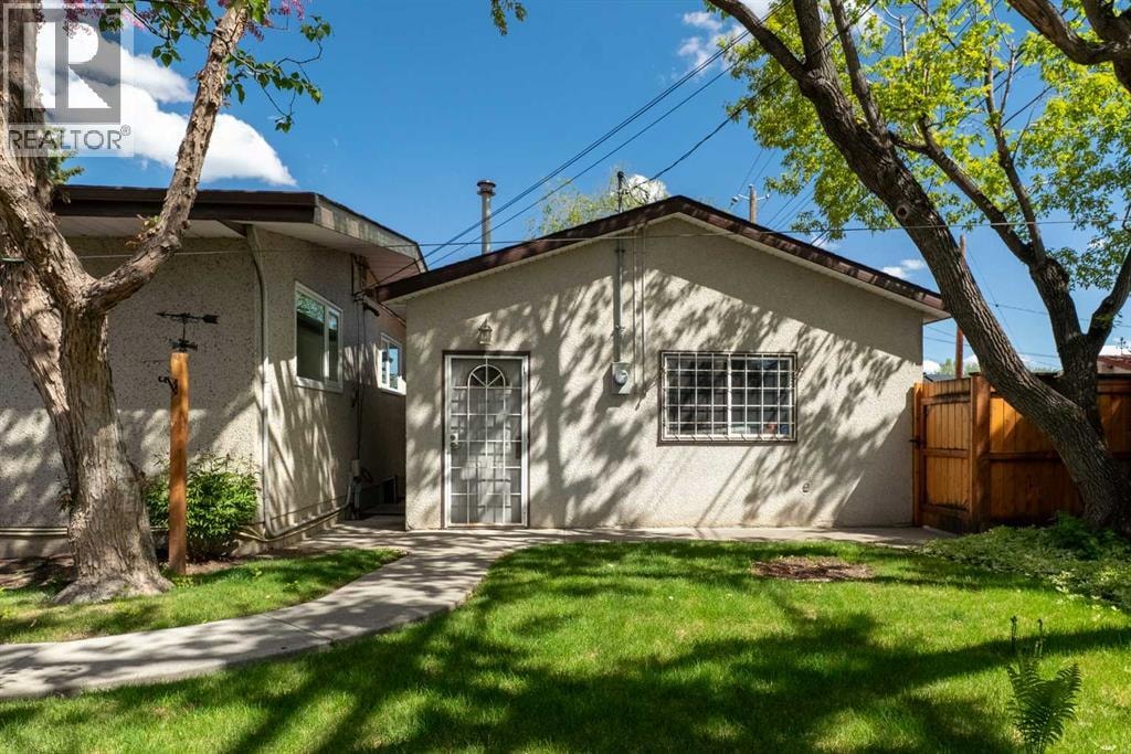 332 Wascana Crescent SE — photo 40