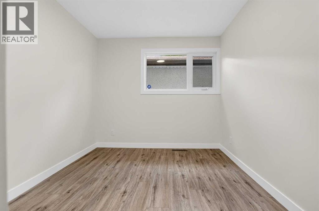 332 Wascana Crescent SE — photo 21